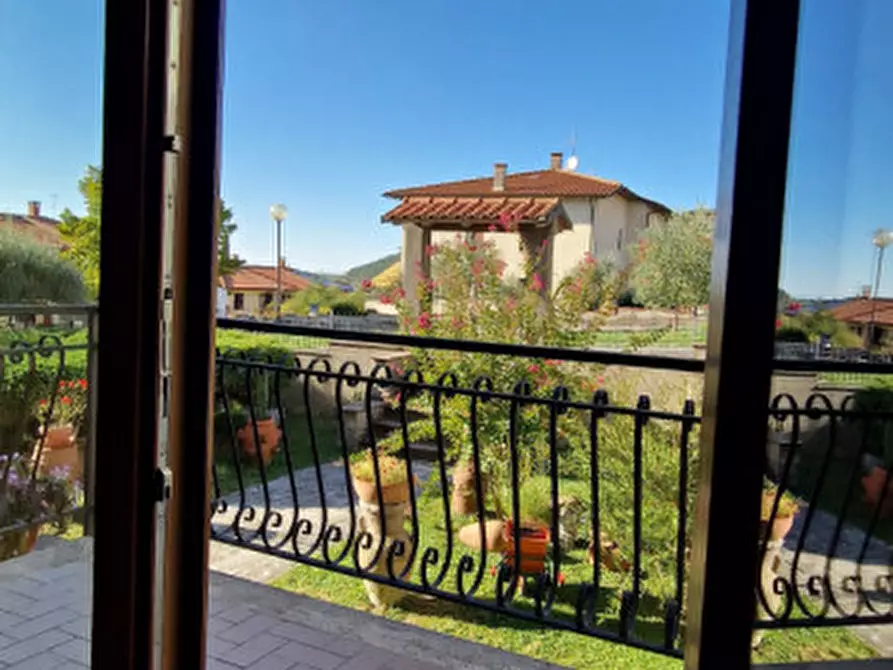 Immagine 13 di Villetta a schiera in vendita  a Trequanda