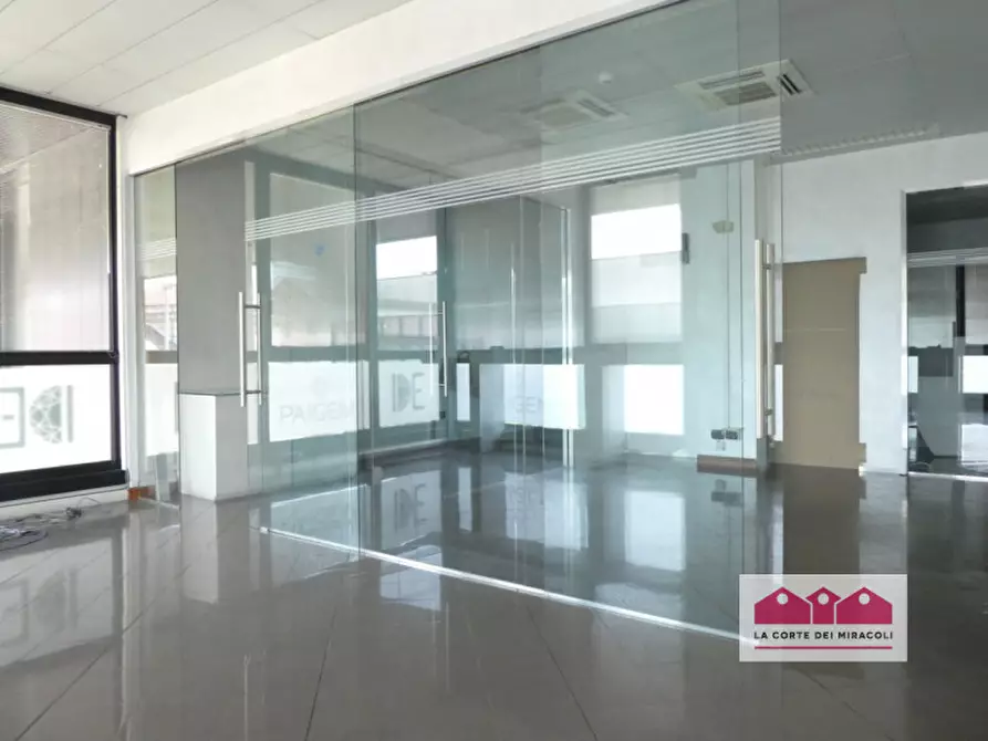 Immagine 5 di Ufficio in vendita  in Via Vecchia Ferriera a Vicenza