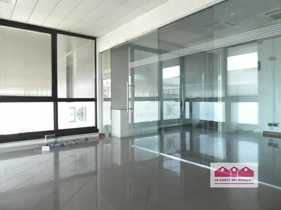 Immagine 7 di Ufficio in vendita  in Via Vecchia Ferriera a Vicenza