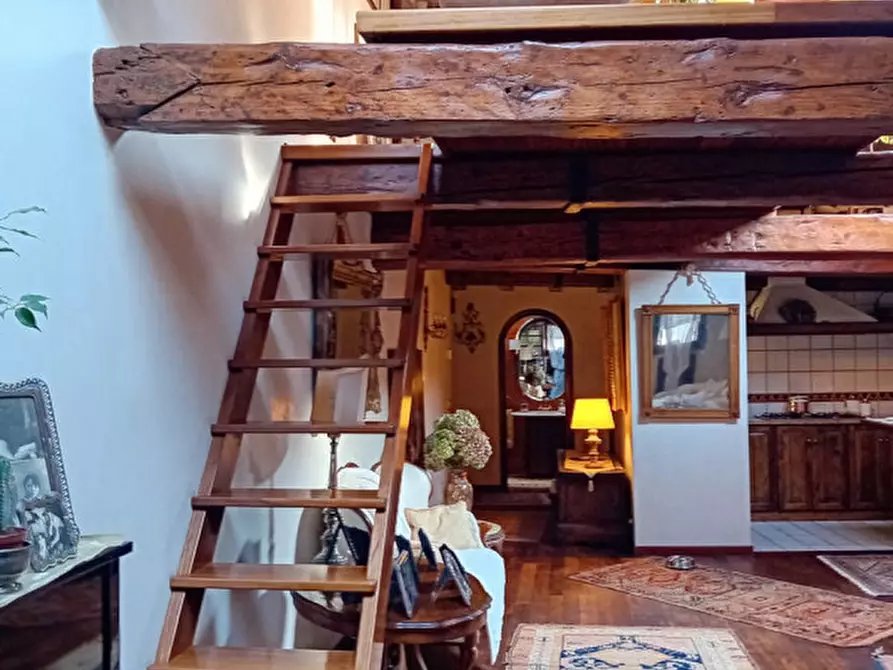 Immagine 8 di Appartamento in vendita  in santa croce a Venezia