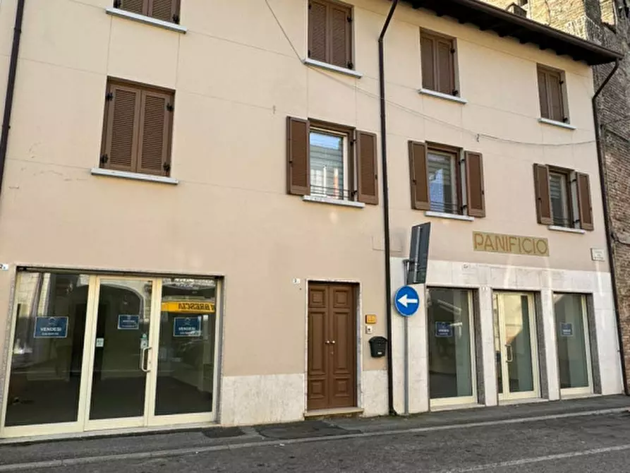 Immagine 16 di Negozio in vendita  in PIAZZA SAN SOLVESTRO, 2 a Calvisano