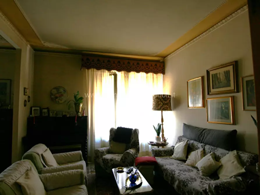 Immagine 4 di Appartamento in vendita  a Sinalunga