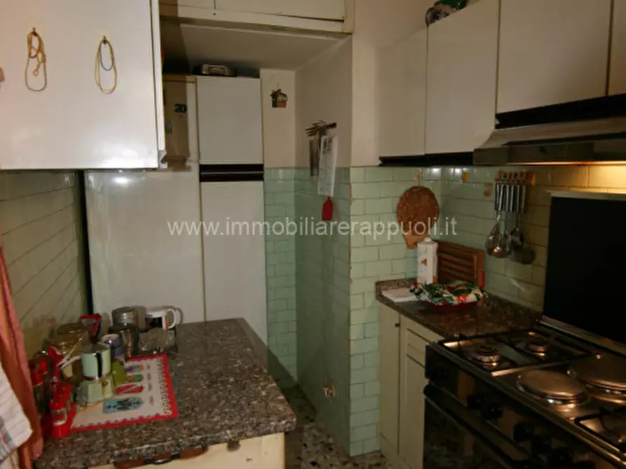 Immagine 8 di Appartamento in vendita  a Sinalunga