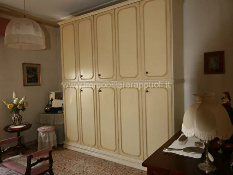 Immagine 14 di Appartamento in vendita  a Sinalunga