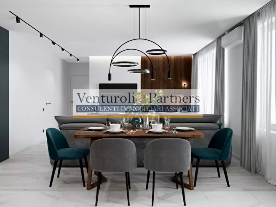 Immagine 2 di Appartamento in vendita  in via gramsci a Desenzano Del Garda