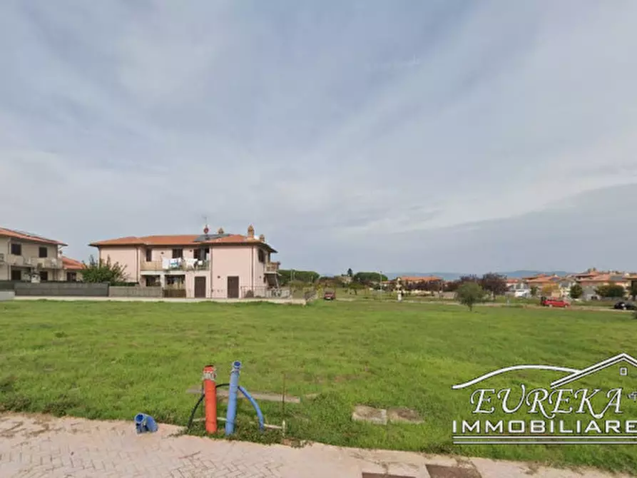 Immagine 5 di Terreno in vendita  in via roma 152 a Castiglione Del Lago