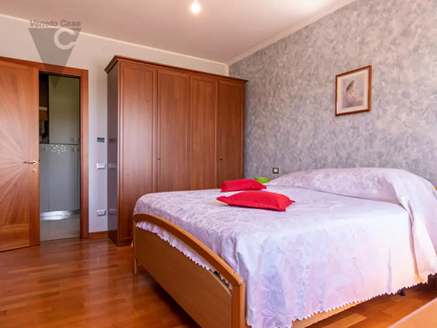 Immagine 21 di Casa quadrifamiliare in vendita  a Legnaro