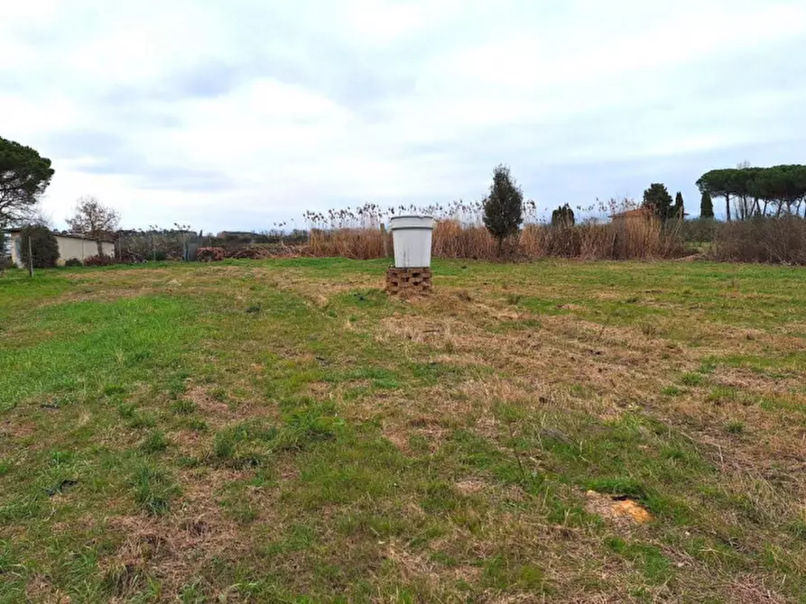 Immagine 4 di Negozio in vendita  in Loc. Sant'Eraclio, Via Cupa, N. snc a Foligno