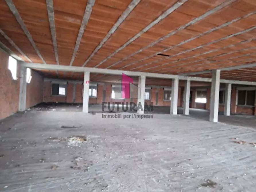Immagine 5 di Capannone industriale in affitto  in giulio natta a Montecchio Maggiore