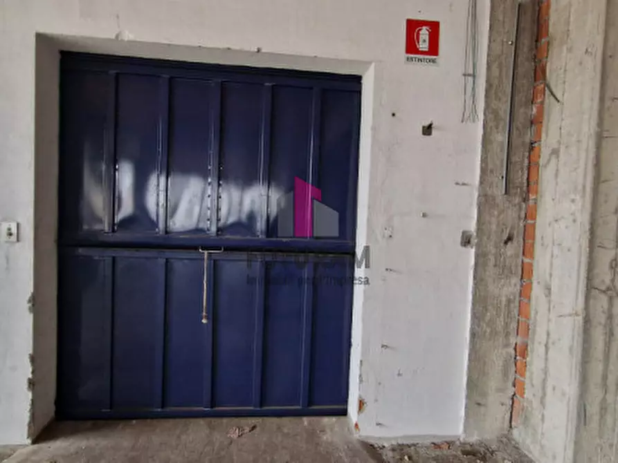 Immagine 6 di Capannone industriale in affitto  in giulio natta a Montecchio Maggiore