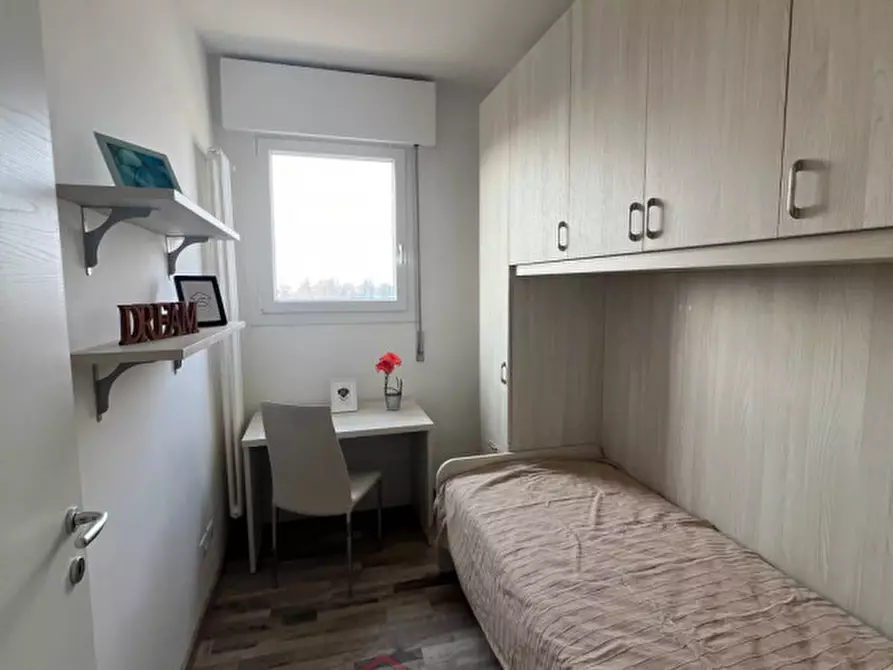 Immagine 11 di Camera in affitto  in Via Fra' Paolo Sarpi 10 a Padova