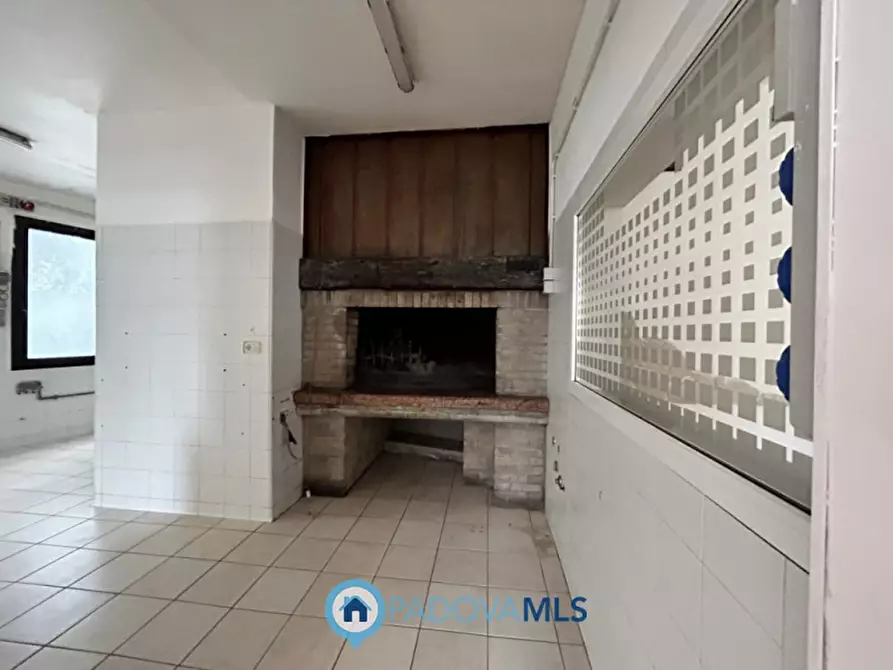 Immagine 6 di Attività commerciale in vendita  in via ceron a Padova