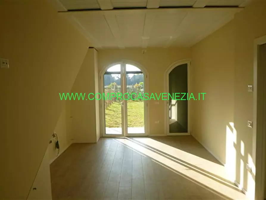 Immagine 1 di Appartamento in vendita  in via marconi a Mogliano Veneto