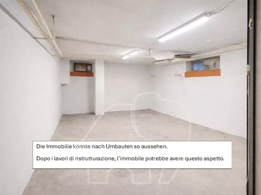 Immagine 6 di Magazzino in vendita  in via bassano del grappa a Bolzano
