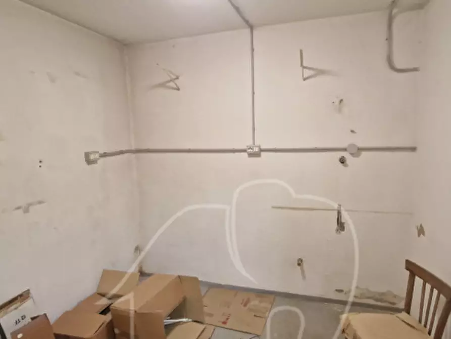 Immagine 5 di Magazzino in vendita  in via bassano del grappa a Bolzano