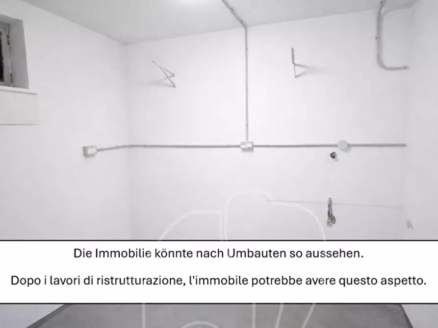 Immagine 7 di Magazzino in vendita  in via bassano del grappa a Bolzano