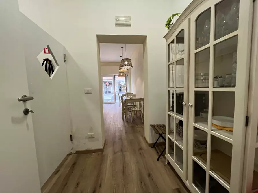 Immagine 4 di Attività commerciale in vendita  in Via Fantini a Bologna