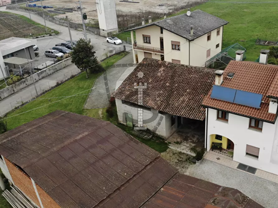 Immagine 3 di Rustico / casale in vendita  in Via Tezze, 23 a Pianezze
