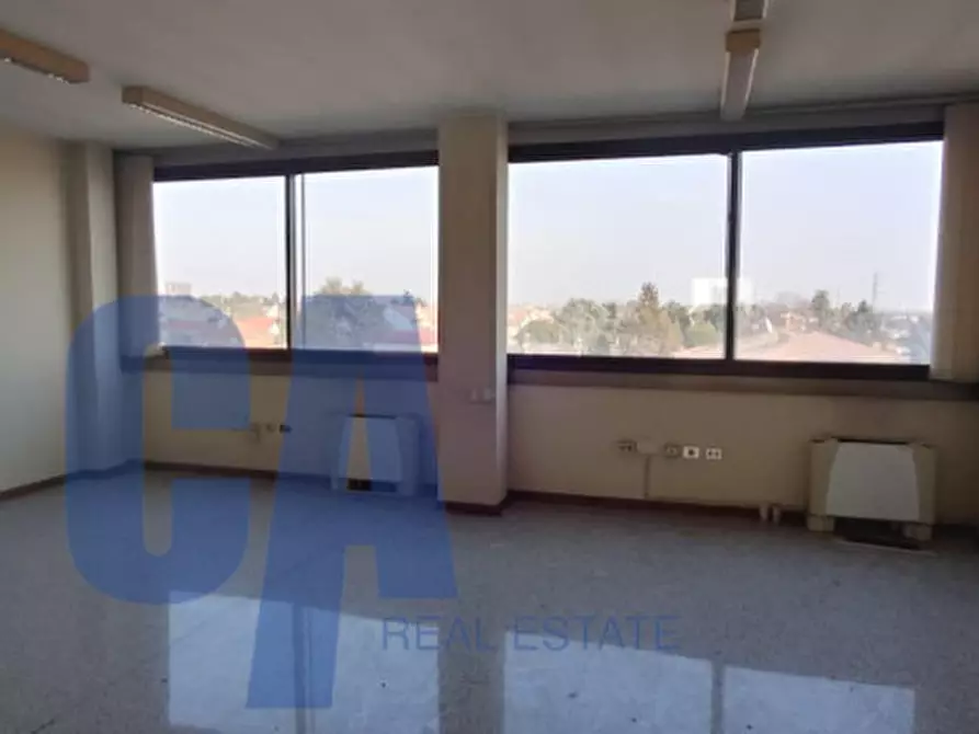 Immagine 9 di Ufficio in affitto  in VIA PODGORA a Legnano