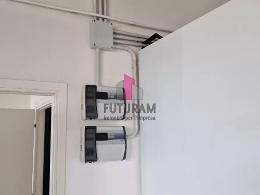 Immagine 2 di Negozio in vendita  in ragazzi del 99 a Vicenza