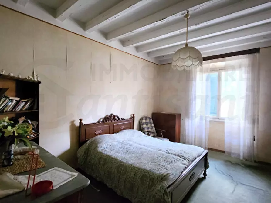 Immagine 3 di Appartamento in vendita  in piazza Giuseppe Mazzini a Pratovecchio Stia