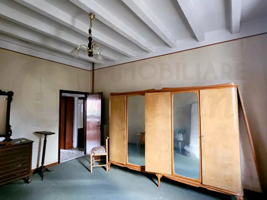 Immagine 13 di Appartamento in vendita  in piazza Giuseppe Mazzini a Pratovecchio Stia