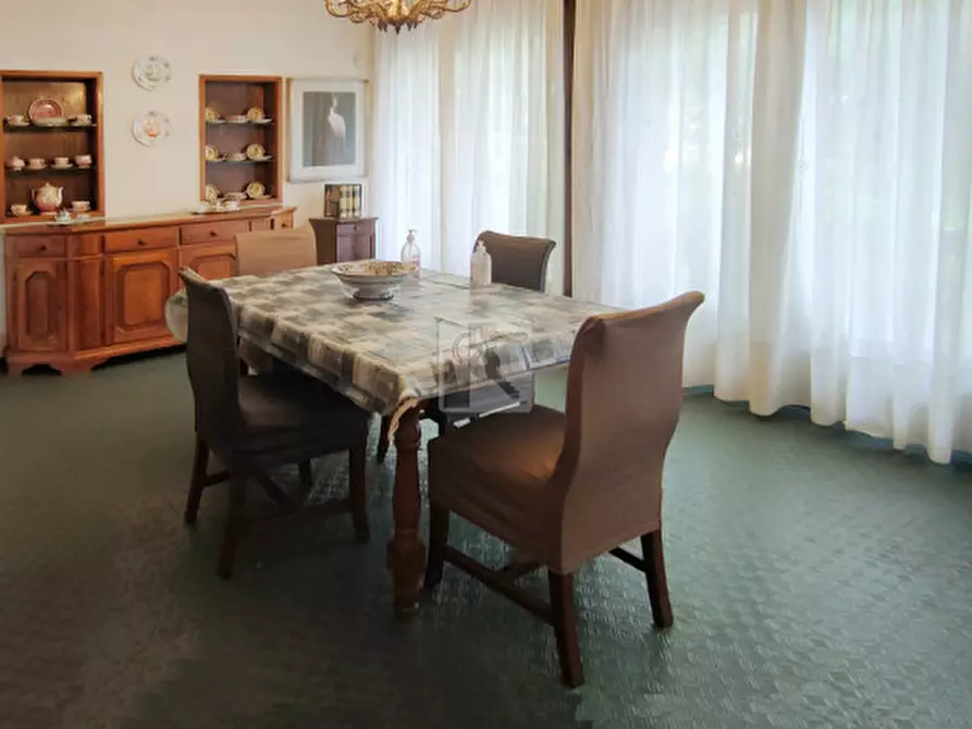 Immagine 20 di Villa in vendita  a Mori