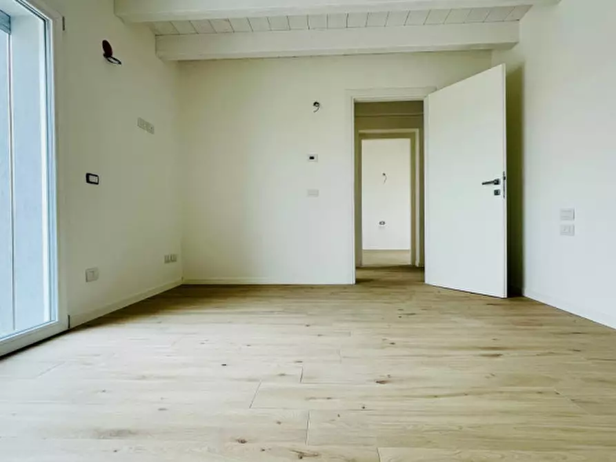 Immagine 40 di Appartamento in vendita  a Rubano