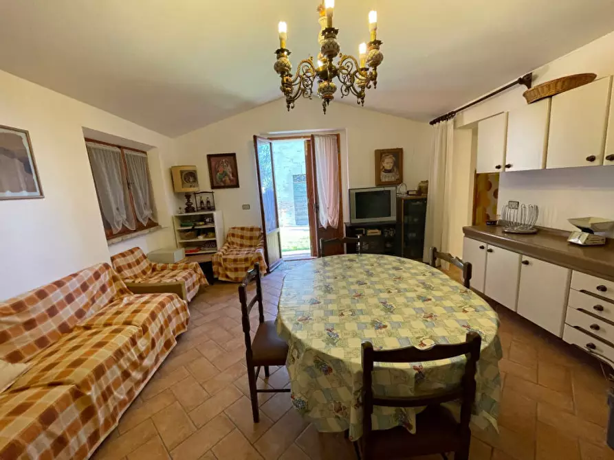 Immagine 27 di Rustico / casale in vendita  a Corinaldo