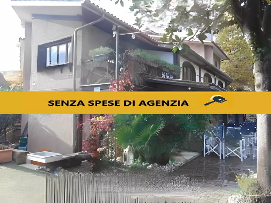 Immagine 1 di Attività commerciale in vendita  in Via maremmana III a Montecompatri