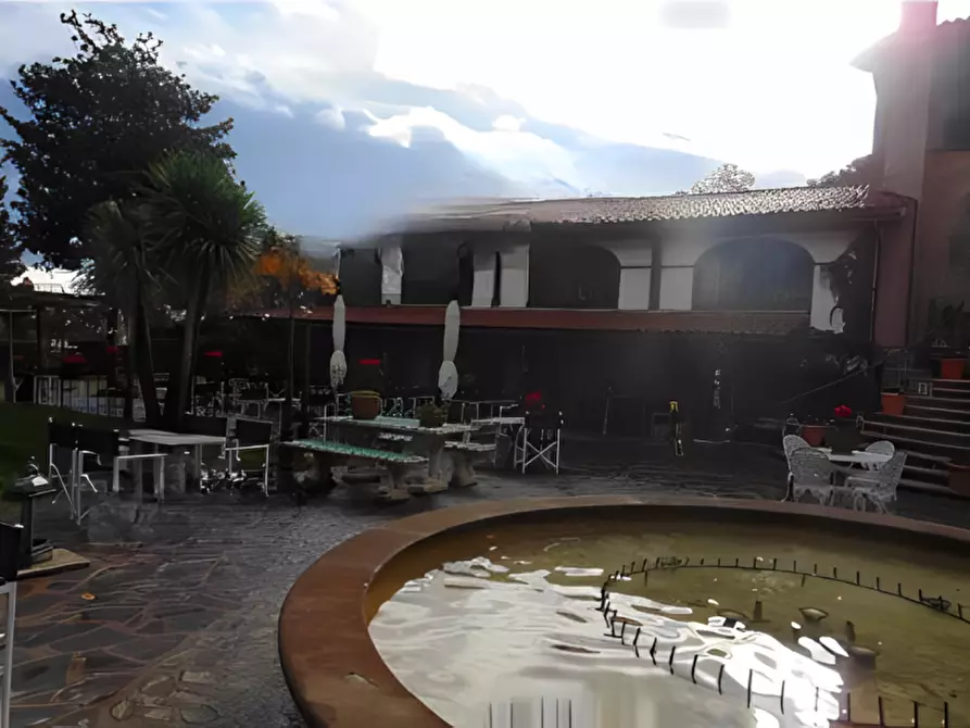 Immagine 10 di Attività commerciale in vendita  in Via maremmana III a Montecompatri