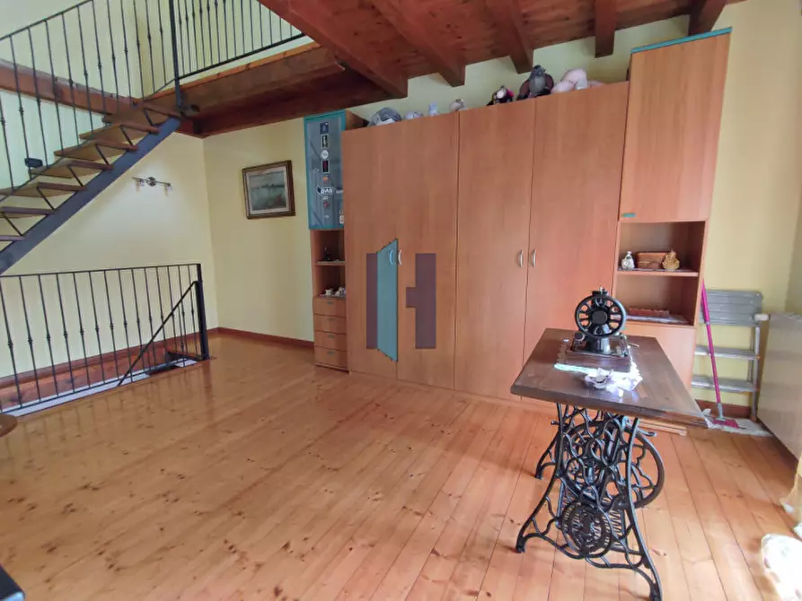 Immagine 28 di Rustico / casale in vendita  in Via San Michele a Botticino