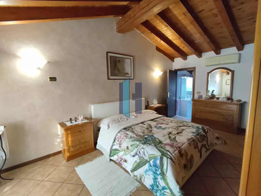 Immagine 43 di Rustico / casale in vendita  in Via San Michele a Botticino