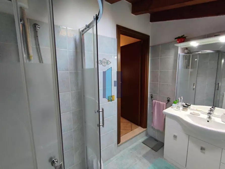 Immagine 46 di Rustico / casale in vendita  in Via San Michele a Botticino