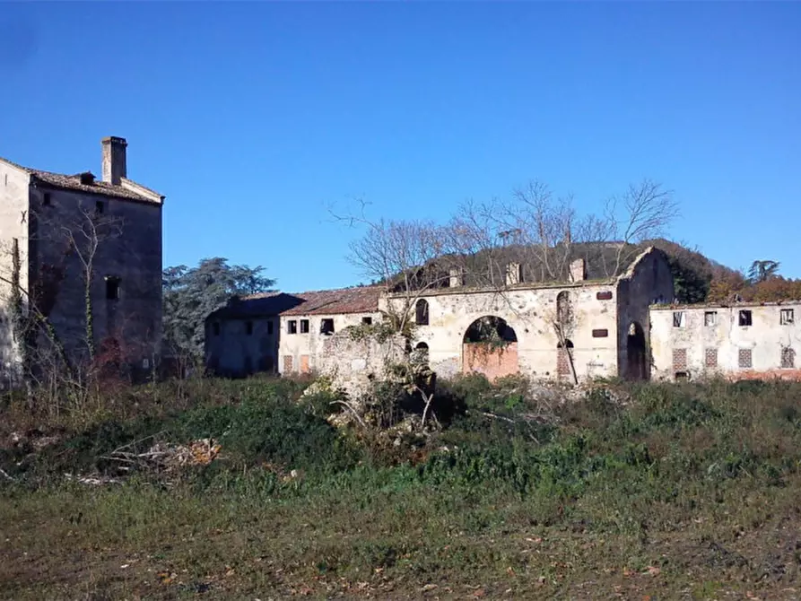 Immagine 5 di Rustico / casale in vendita  in Via San Pio X a Montegrotto Terme