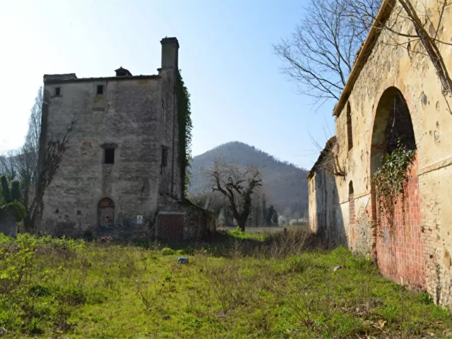 Immagine 6 di Rustico / casale in vendita  in Via San Pio X a Montegrotto Terme