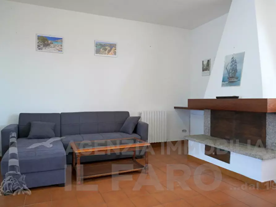 Immagine 4 di Appartamento in vendita  in Via Terralugiana a La Maddalena