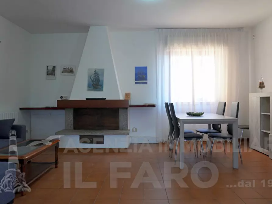 Immagine 6 di Appartamento in vendita  in Via Terralugiana a La Maddalena