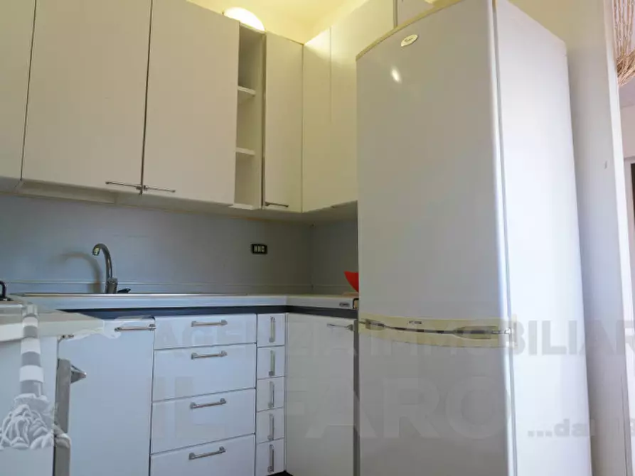 Immagine 10 di Appartamento in vendita  in Via Terralugiana a La Maddalena