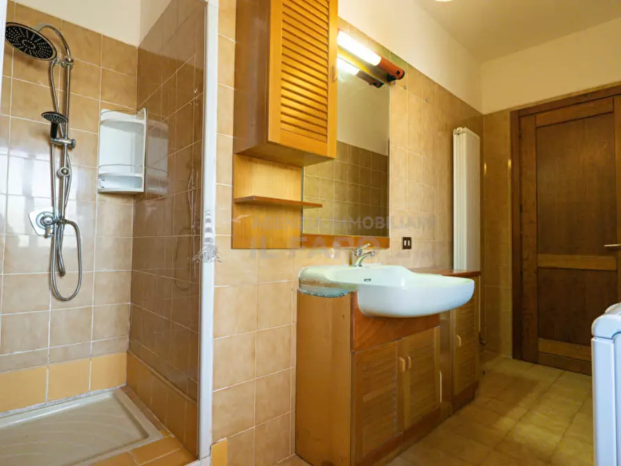 Immagine 12 di Appartamento in vendita  in Via Terralugiana a La Maddalena