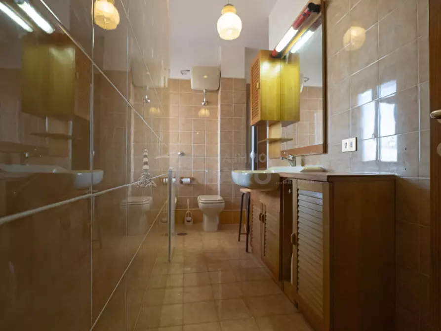 Immagine 13 di Appartamento in vendita  in Via Terralugiana a La Maddalena