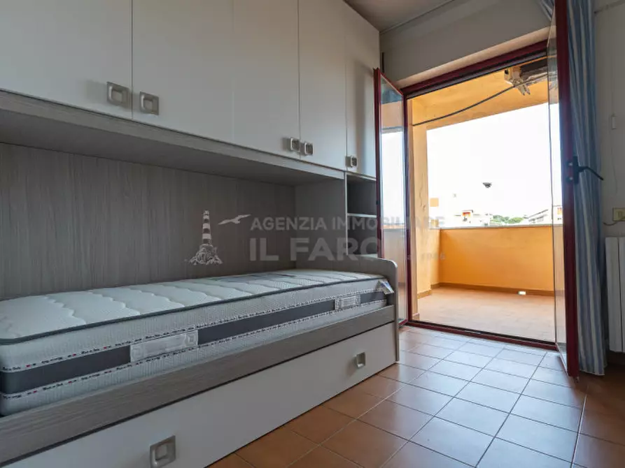 Immagine 17 di Appartamento in vendita  in Via Terralugiana a La Maddalena