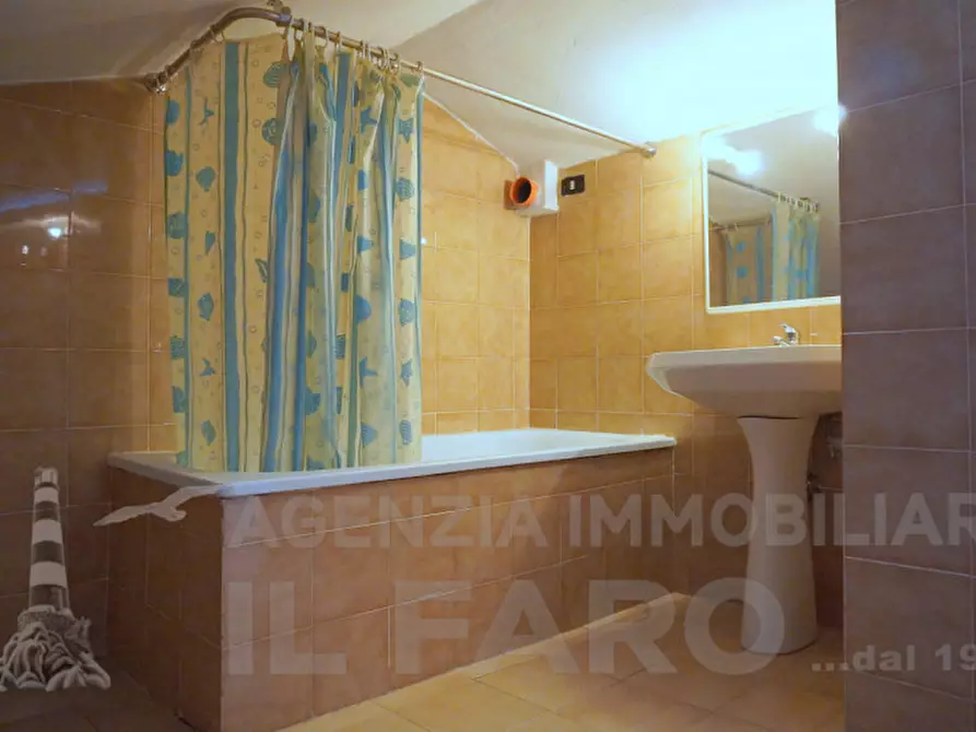 Immagine 21 di Appartamento in vendita  in Via Terralugiana a La Maddalena