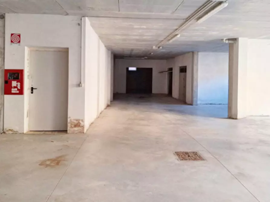 Immagine 5 di Magazzino in vendita  in Via Leonardo da Vinci, N. Snc a Cittaducale