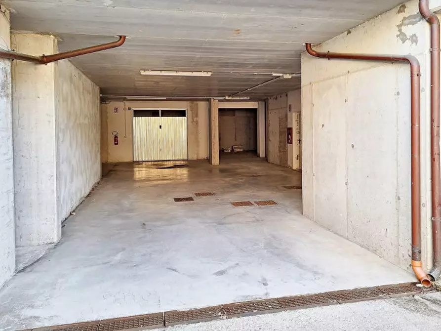 Immagine 6 di Magazzino in vendita  in Via Leonardo da Vinci, N. Snc a Cittaducale