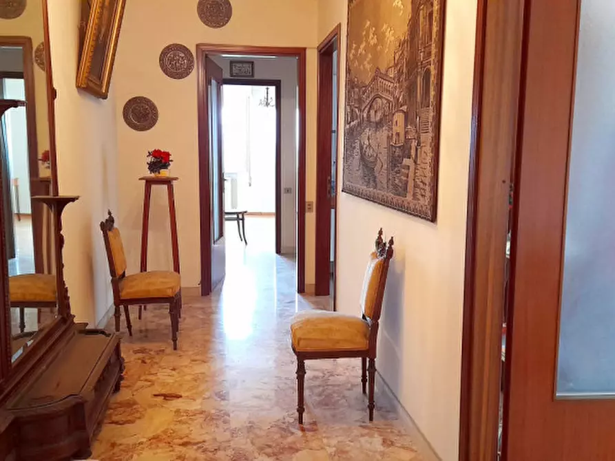 Immagine 1 di Appartamento in vendita  in Via marconi a Lendinara