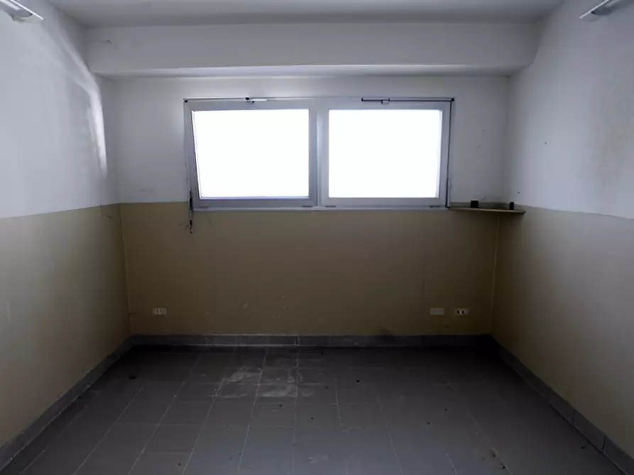 Immagine 2 di Ufficio in vendita  in Via Romano Bilenchi n. 80 a Colle Di Val D'elsa