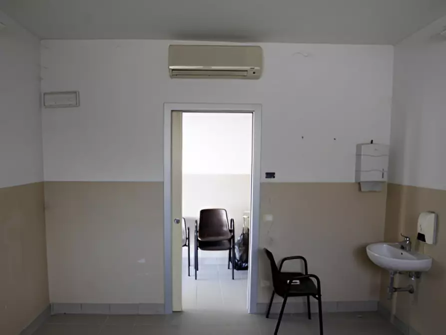 Immagine 3 di Ufficio in vendita  in Via Romano Bilenchi n. 80 a Colle Di Val D'elsa