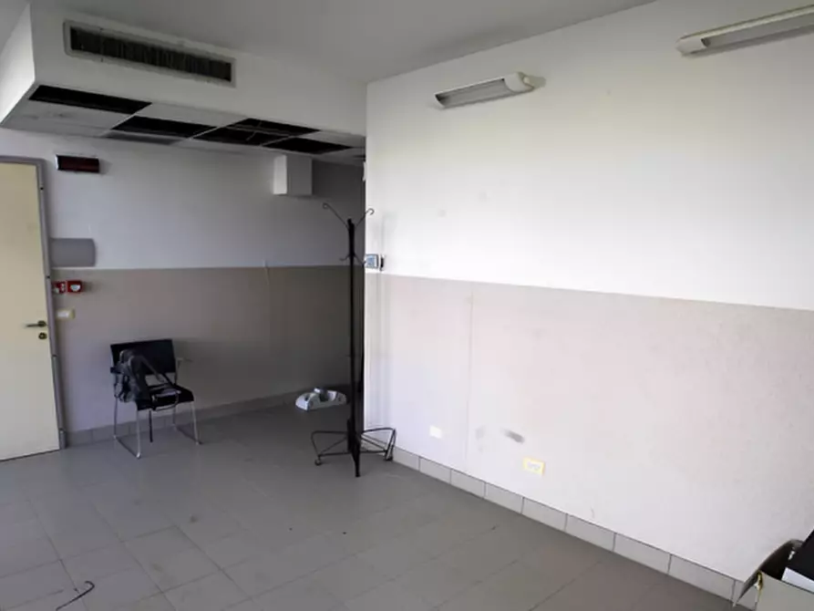 Immagine 4 di Ufficio in vendita  in Via Romano Bilenchi n. 80 a Colle Di Val D'elsa