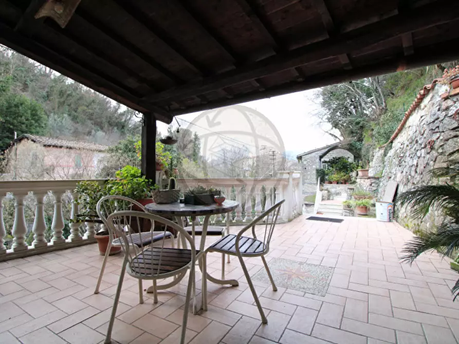 Immagine 1 di Casa bifamiliare in vendita  in Via della Fonte, 7 a Terni